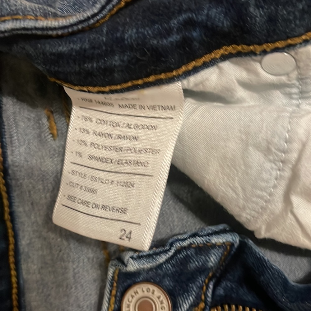 Jeans - Picture 4 of 5